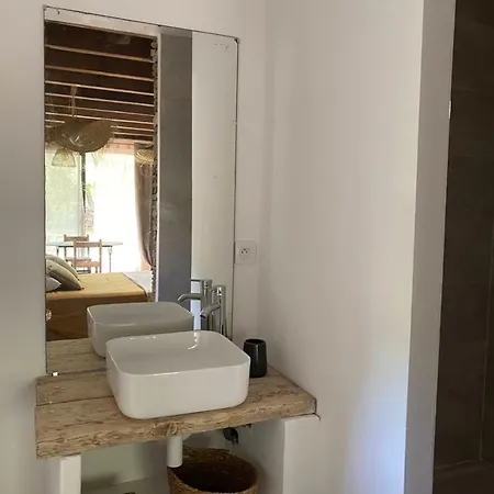 La Granja 아파트 님